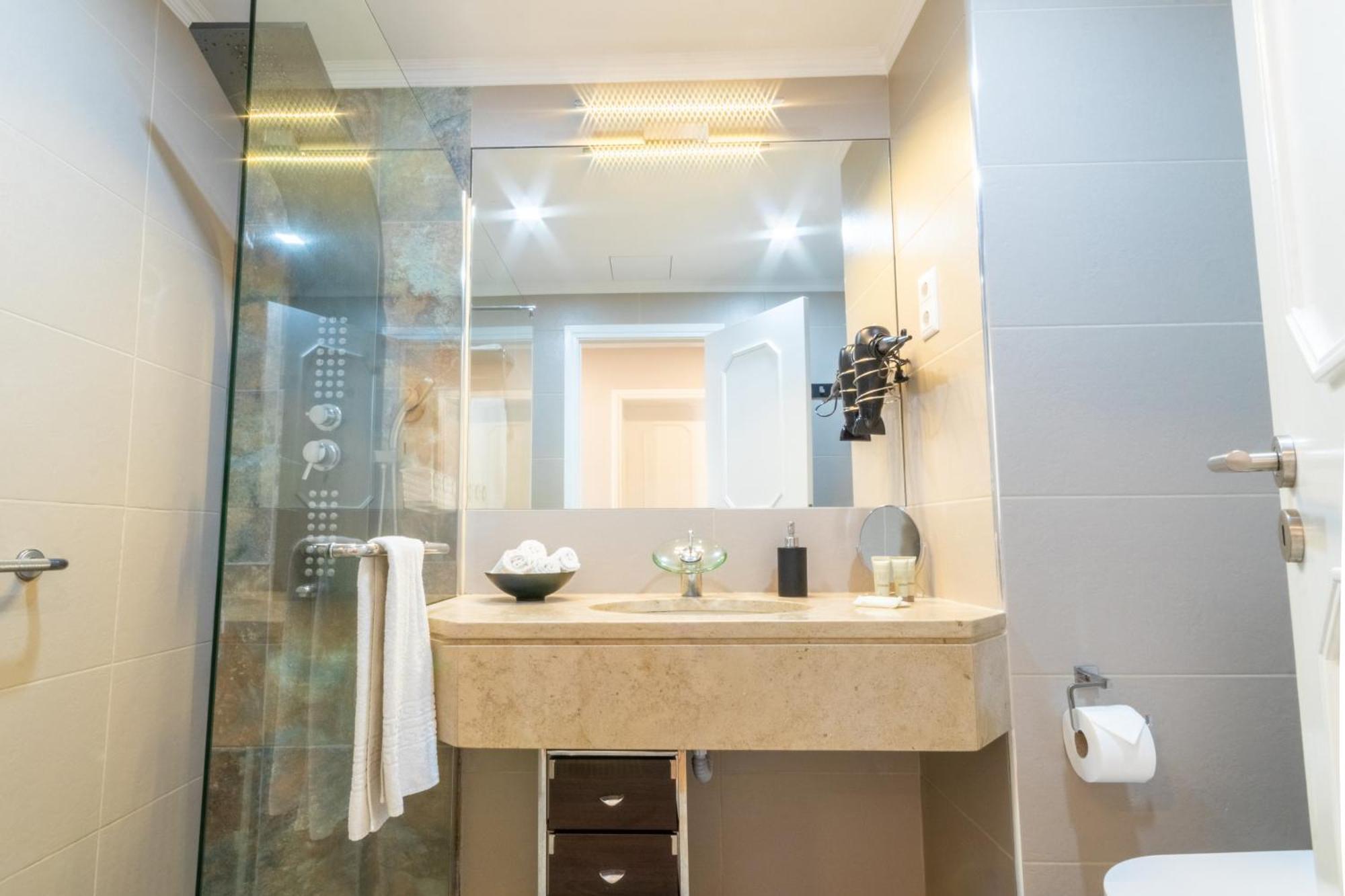 Maria Casa Branca By Alma Holiday Rentals فونشال المظهر الخارجي الصورة